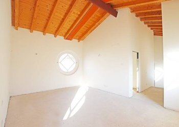 Camera - Casa indipendente via Marzanica, Bergamo - foto 36