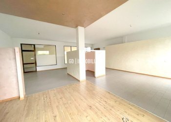 Foto 3 - Commercial Activity Via Matteotti
 
5, Cornuda - photo 3