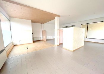 Foto 5 - Commercial Activity Via Matteotti
 
5, Cornuda - photo 5