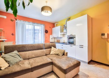 Foto 4 - Trilocale VIA VOLTA
 
13, Busnago - foto 4