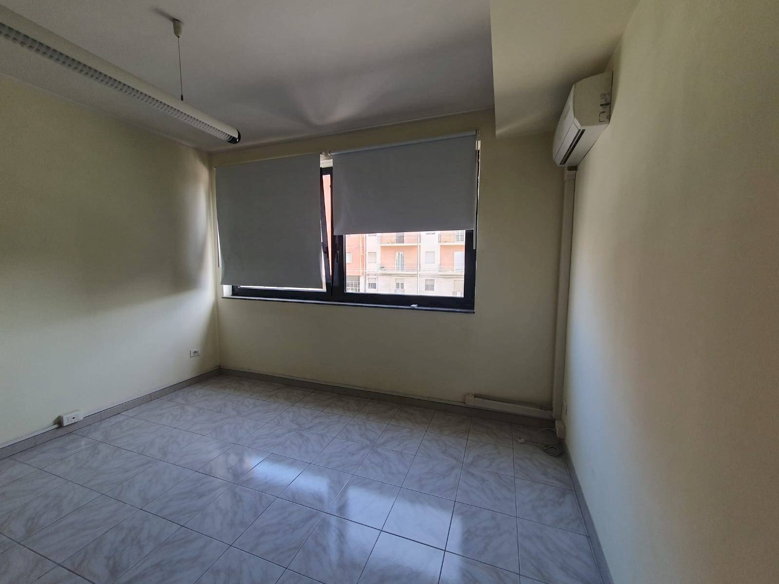 Foto 3 - Office Viale Teracati, Siracusa - photo 3