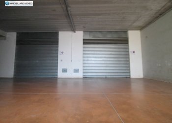 Foto 1 - Magazzino Via dei Pini, Termoli - foto 1