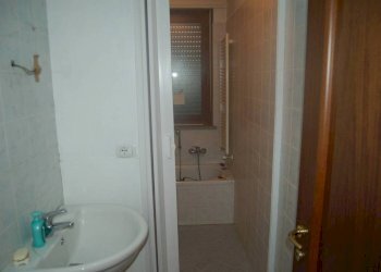 Bagno - Trilocale via Roberto Biscaretti, Chieri - foto 6