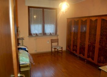 Camera da letto - Three-room apartment via Roberto Biscaretti, Chieri - photo 9