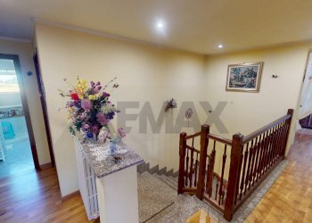 Hall / corridoio - Rustic via Vecchia di Beinet
 
54, Beinette - photo 37