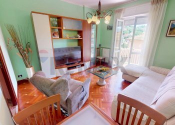 Soggiorno - Trilocale via Fratelli Gazzo
 
26, Serra Riccò - foto 10