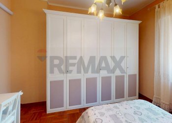 Camera / camera da letto - Trilocale via Fratelli Gazzo
 
26, Serra Riccò - foto 23