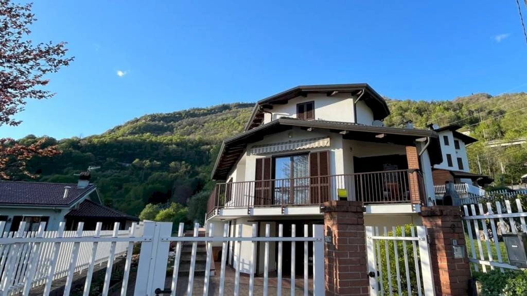 Facciata - Villa Borgofranco d'Ivrea - photo 1