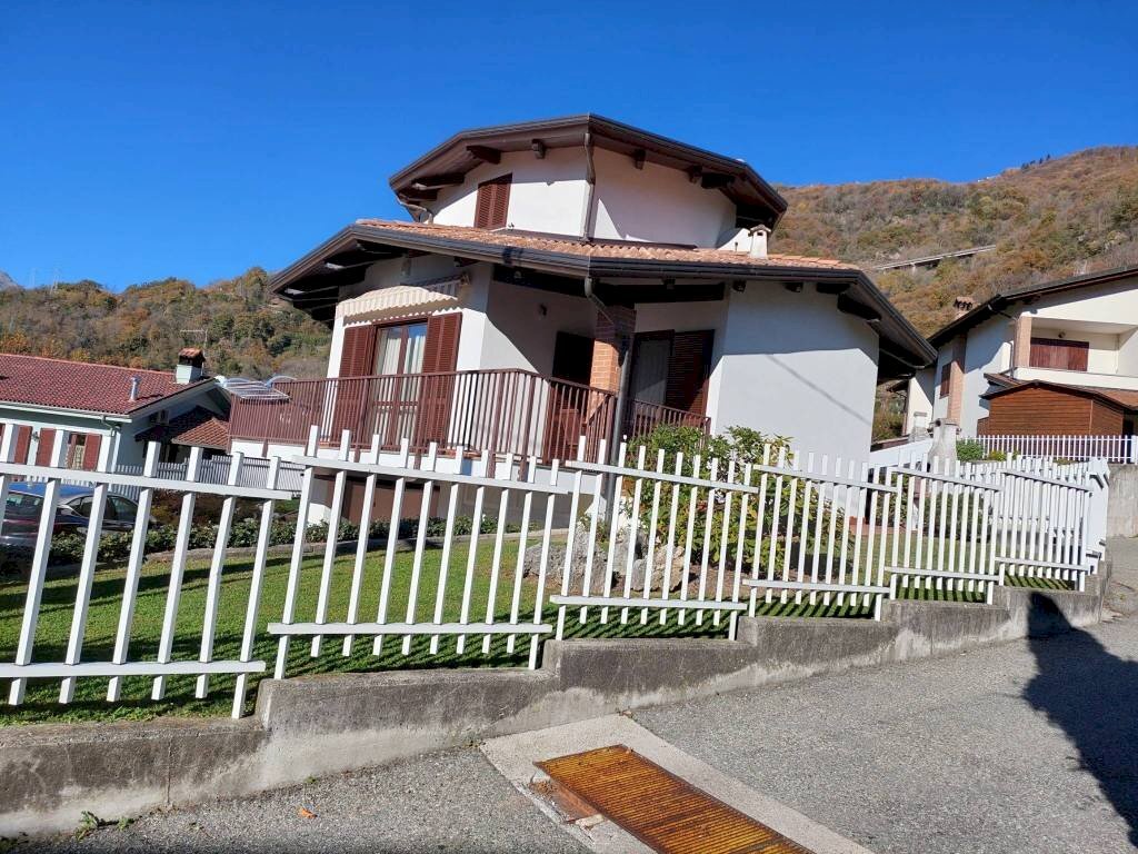 Facciata - Villa Borgofranco d'Ivrea - photo 3