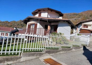 Facciata - Villa Borgofranco d'Ivrea - foto 3