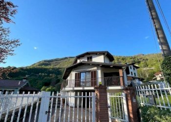 Facciata - Villa Borgofranco d'Ivrea - foto 24