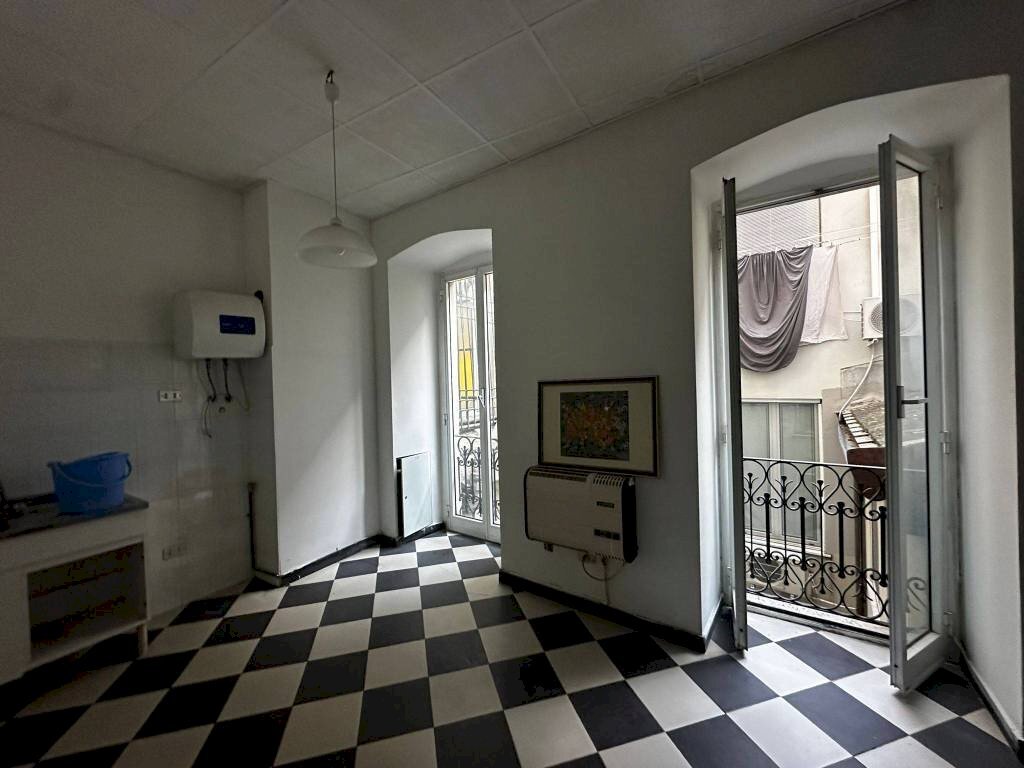 Cucina - One-room apartment vico Denegri, 4, Genova (neighborhood Centro Storico) - photo 2