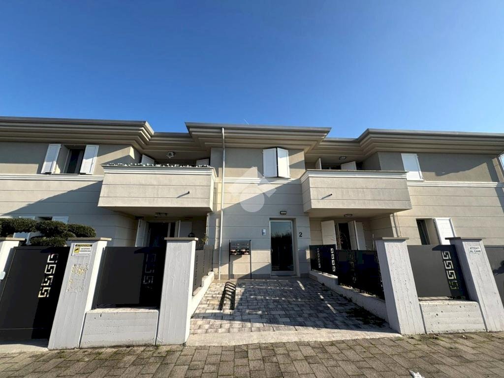 Quadrilocale Via la marchesa, Mirandola - foto 1