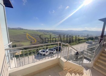 IMG_0206.JPG - Trilocale Agugliano - foto 2