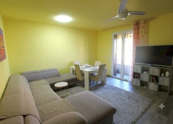 soggiorno - Four-room apartment Via A. Zanasi, Valsamoggia - photo 25