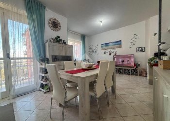 Quadrilocale Via Nino Costa, Airasca - foto 2