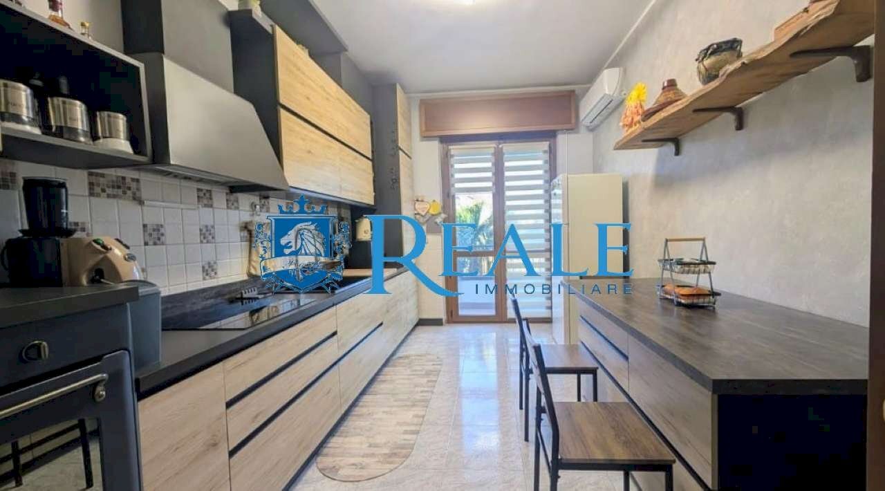 Four-room apartment Inveruno - photo 3