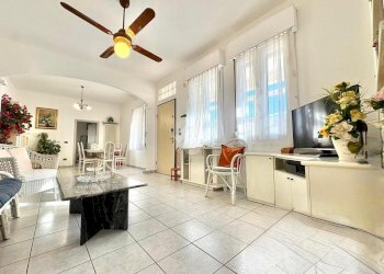 Porzione di casa Viale L.B. Alberti, Cesenatico - foto 1