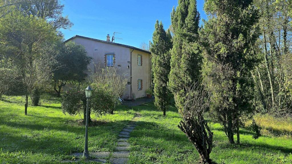 Villa Borgo a Mozzano - foto 1