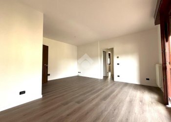 Trilocale Via Settembrini, Reggio nell'Emilia - foto 1
