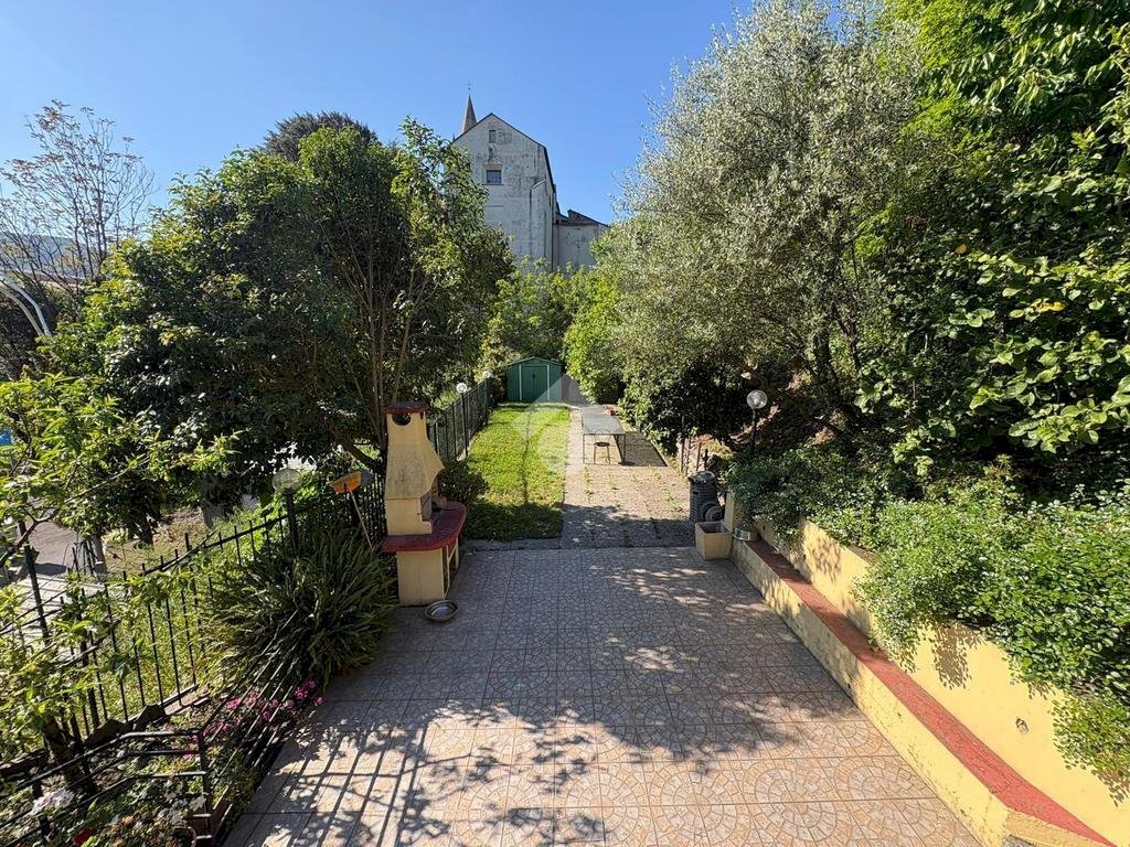 Semi-detached house Corso Ferdinando Maria Perrone, Genova (neighborhood Cornigliano) - photo 1