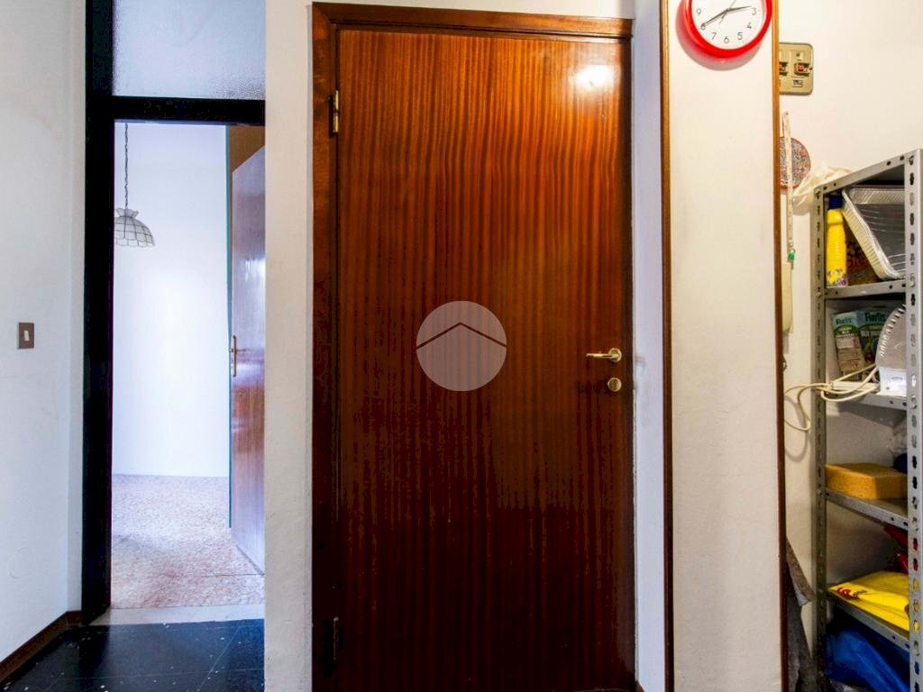 Three-room apartment Via G. Giusti, Cesano Boscone - photo 3
