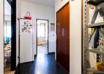 Three-room apartment Via G. Giusti, Cesano Boscone - photo 6