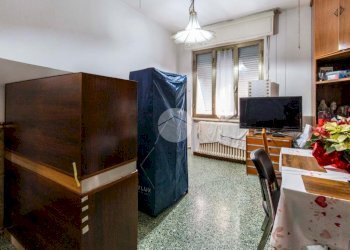 Three-room apartment Via G. Giusti, Cesano Boscone - photo 8