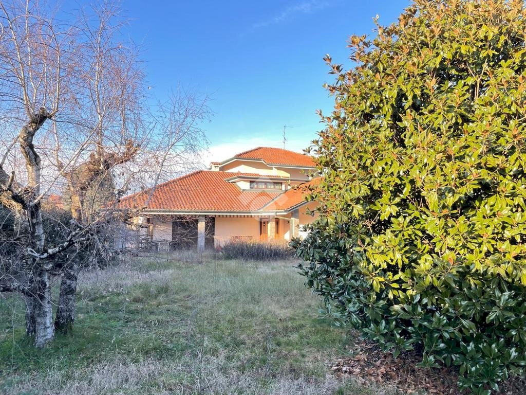 Villa Via Varese, Arconate - photo 2