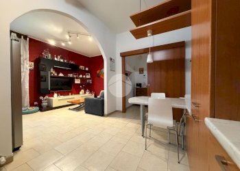 Four-room apartment Viale Europa, Bussero - photo 2