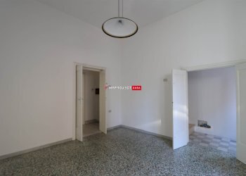 Four-room apartment Via Orazio Flacco, Martina Franca - photo 9