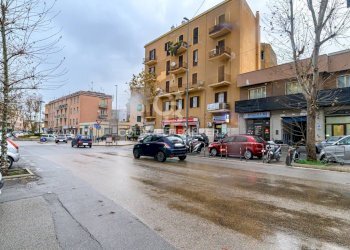 Foto 15 - Attività Commerciale Via Guido Baccelli
 
4, Civitavecchia - foto 15