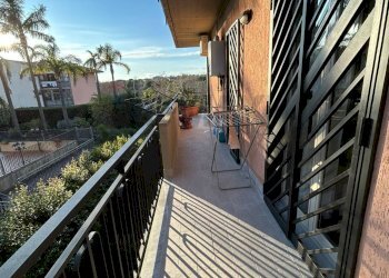 Balcone - Appartamento Via Etnea
 
59, Tremestieri Etneo - foto 3