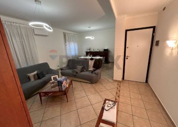 Sala da pranzo - Appartamento Via Etnea
 
59, Tremestieri Etneo - foto 7