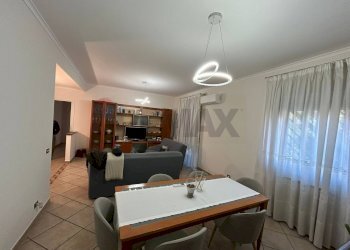 Sala da pranzo - Appartamento Via Etnea
 
59, Tremestieri Etneo - foto 8