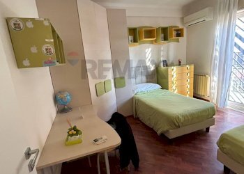 Camera / camera da letto - Appartamento Via Etnea
 
59, Tremestieri Etneo - foto 11