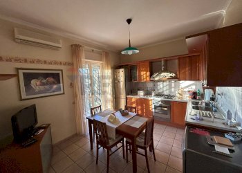 Cucina - Appartamento Via Etnea
 
59, Tremestieri Etneo - foto 17