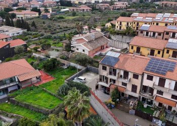 Edificio all\'aperto - Villa a Schiera santa maria delle fosse
 
9, Mascalucia - foto 3