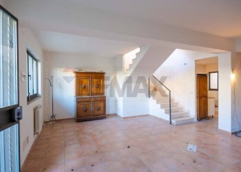 Scale - Villa a Schiera Via della Regione
 
175, San Giovanni la Punta - foto 20