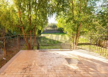 Giardino - Villa a Schiera Via della Regione
 
175, San Giovanni la Punta - foto 28