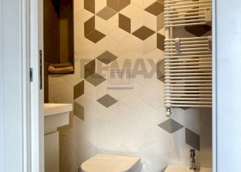 Bagno - Trilocale VIA LIONE
 
8, Roma - foto 18