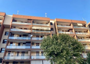 Edificio all\'aperto - Trilocale VIA LIONE
 
8, Roma - foto 20