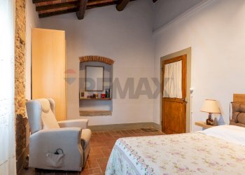 Camera / camera da letto - Casa semi indipendente Terranuova Bracciolini - foto 10