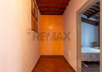 Hall / corridoio - Casa semi indipendente Terranuova Bracciolini - foto 12