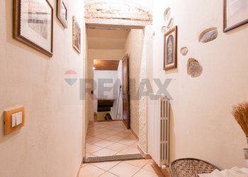 Hall / corridoio - Casa semi indipendente Terranuova Bracciolini - foto 23