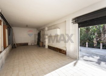 Stanza vuota - Villa Via Etnea
 
68, Gravina di Catania - foto 23
