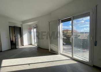 Stanza vuota - Quadrilocale Via:Roma, Camporotondo Etneo - foto 1