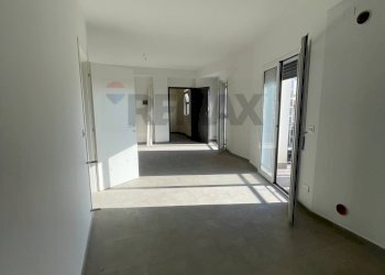 Stanza vuota - Quadrilocale Via:Roma, Camporotondo Etneo - foto 9