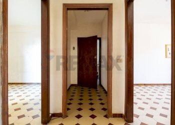 Hall / corridoio - Apartment via spirito santo
 
51, Aci Sant'Antonio - photo 2