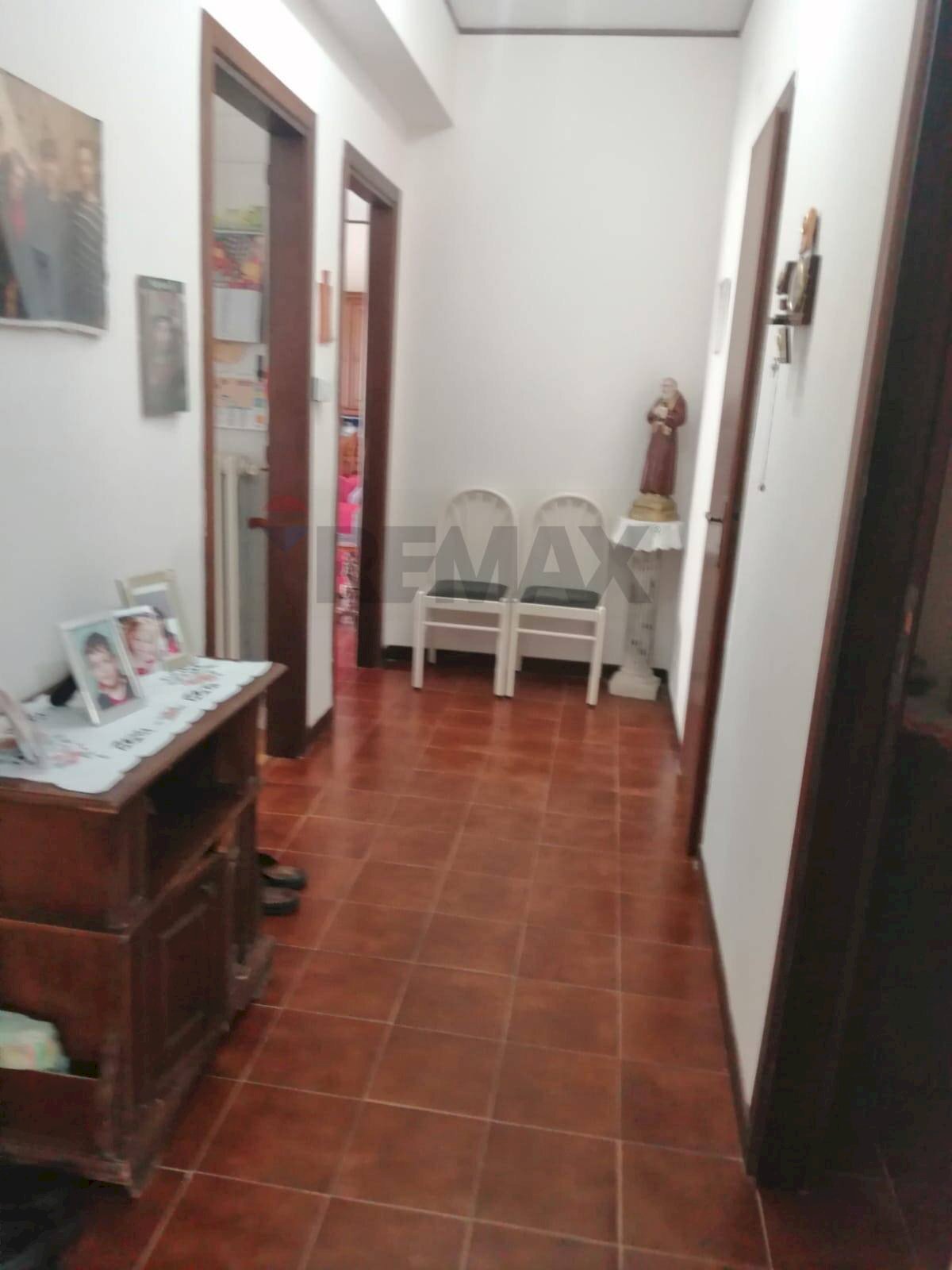 Hall / corridoio - Apartment Via Filippo Paladini
31, Caltanissetta - photo 3